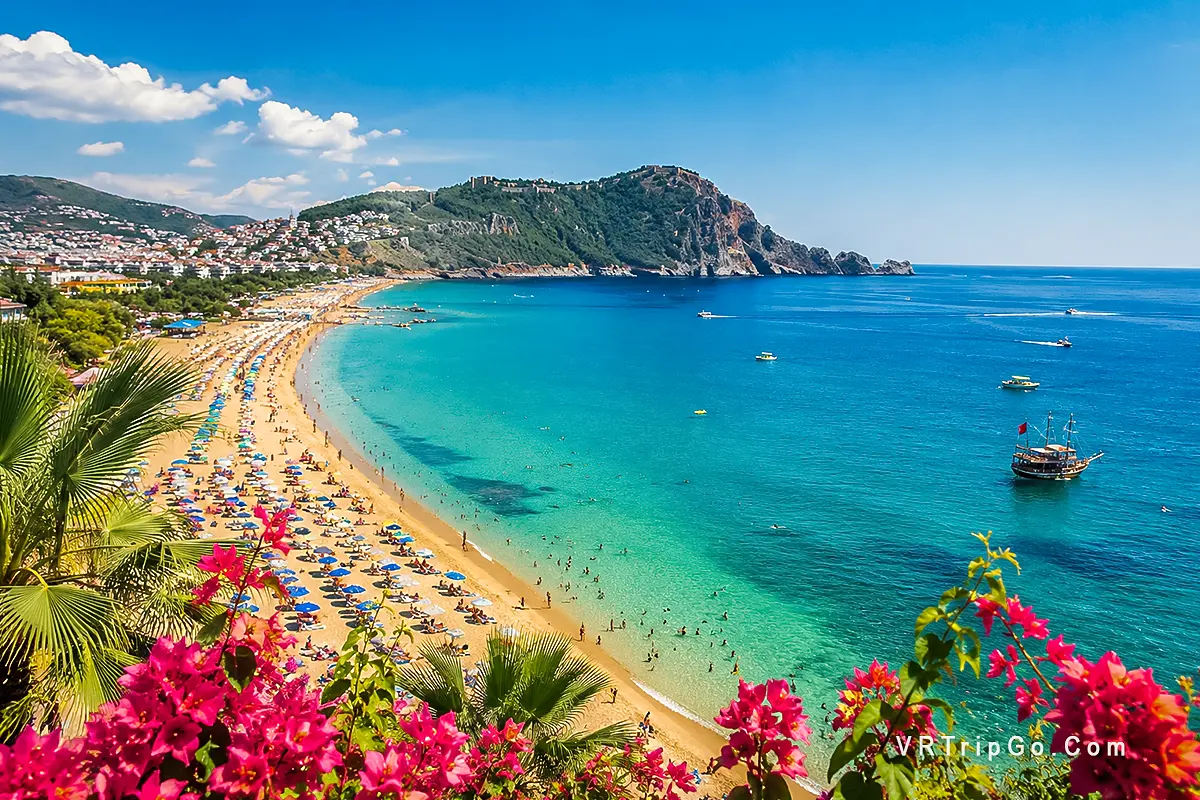 Best beaches in Alanya with Cleopatra Beach, golden sand and turquoise sea, scenic coastline and summer holiday atmosphere in Alanya Turkey